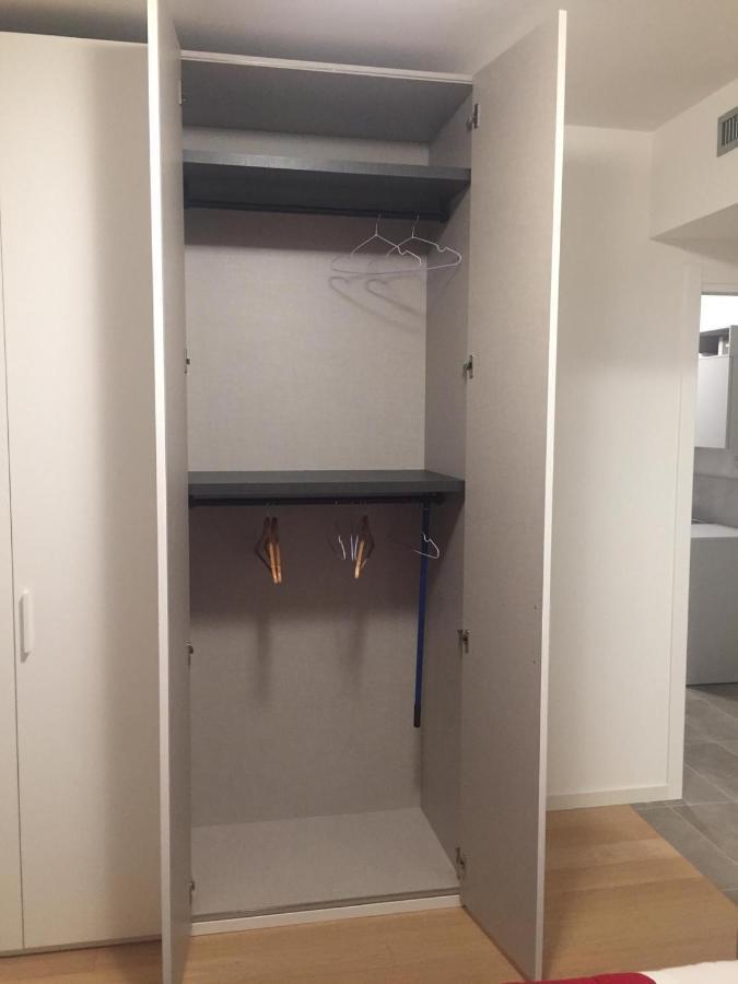 Luxury Gioia Central Station Apartment Milan Luaran gambar