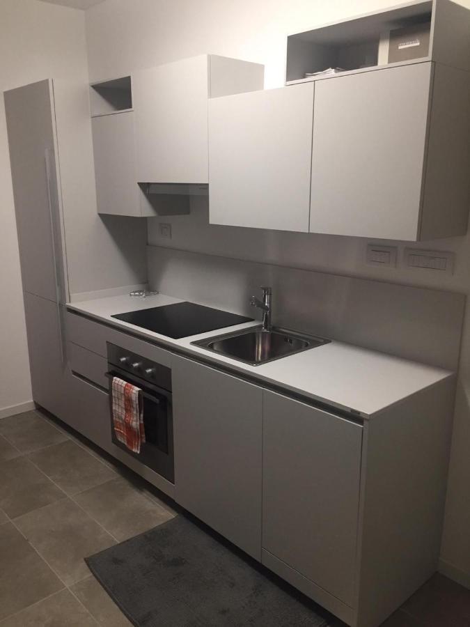 Luxury Gioia Central Station Apartment Milan Luaran gambar